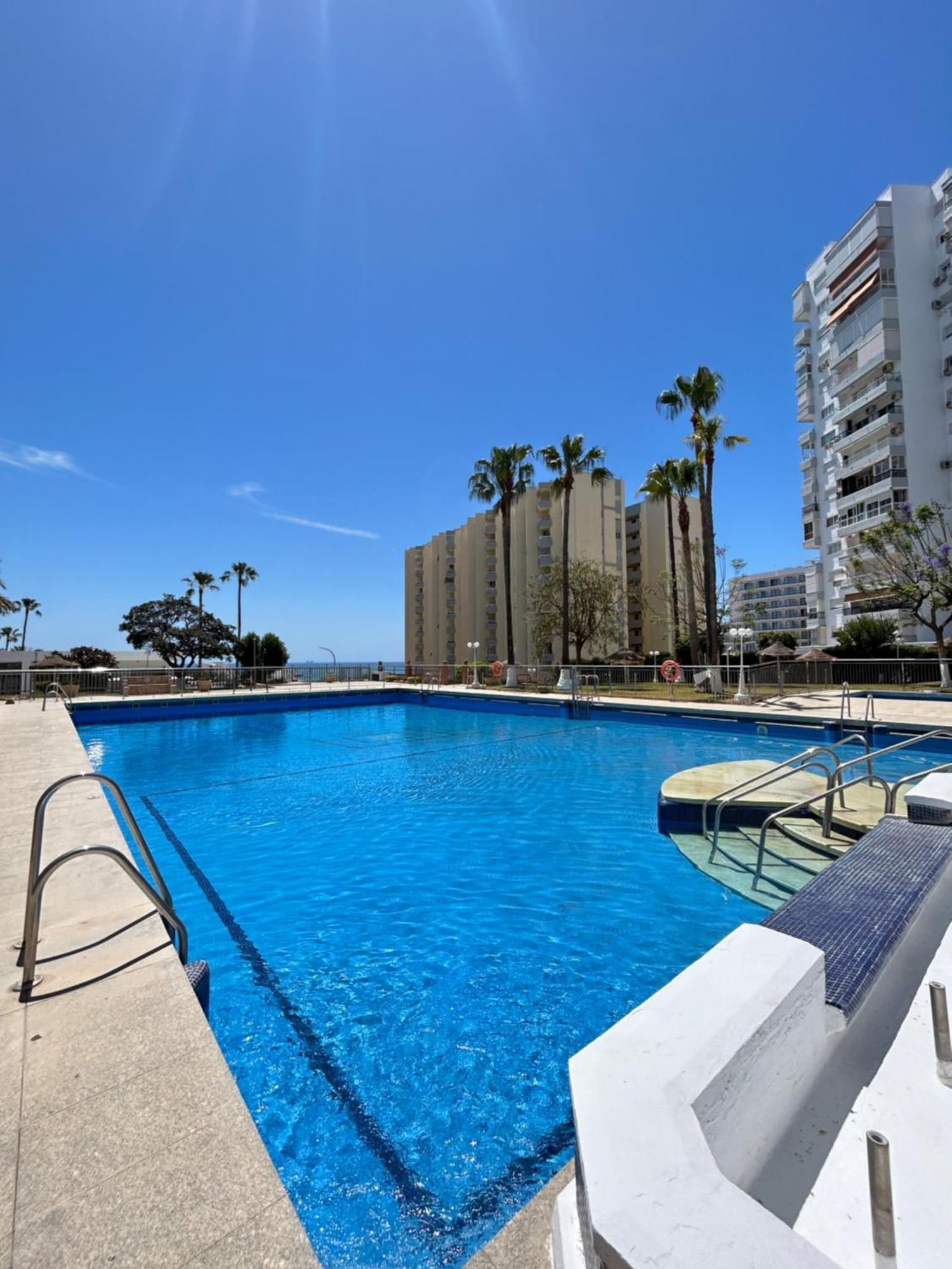 Diana Apartment - Terrace And Pool - 80M From The Beach Benalmádena Exteriör bild