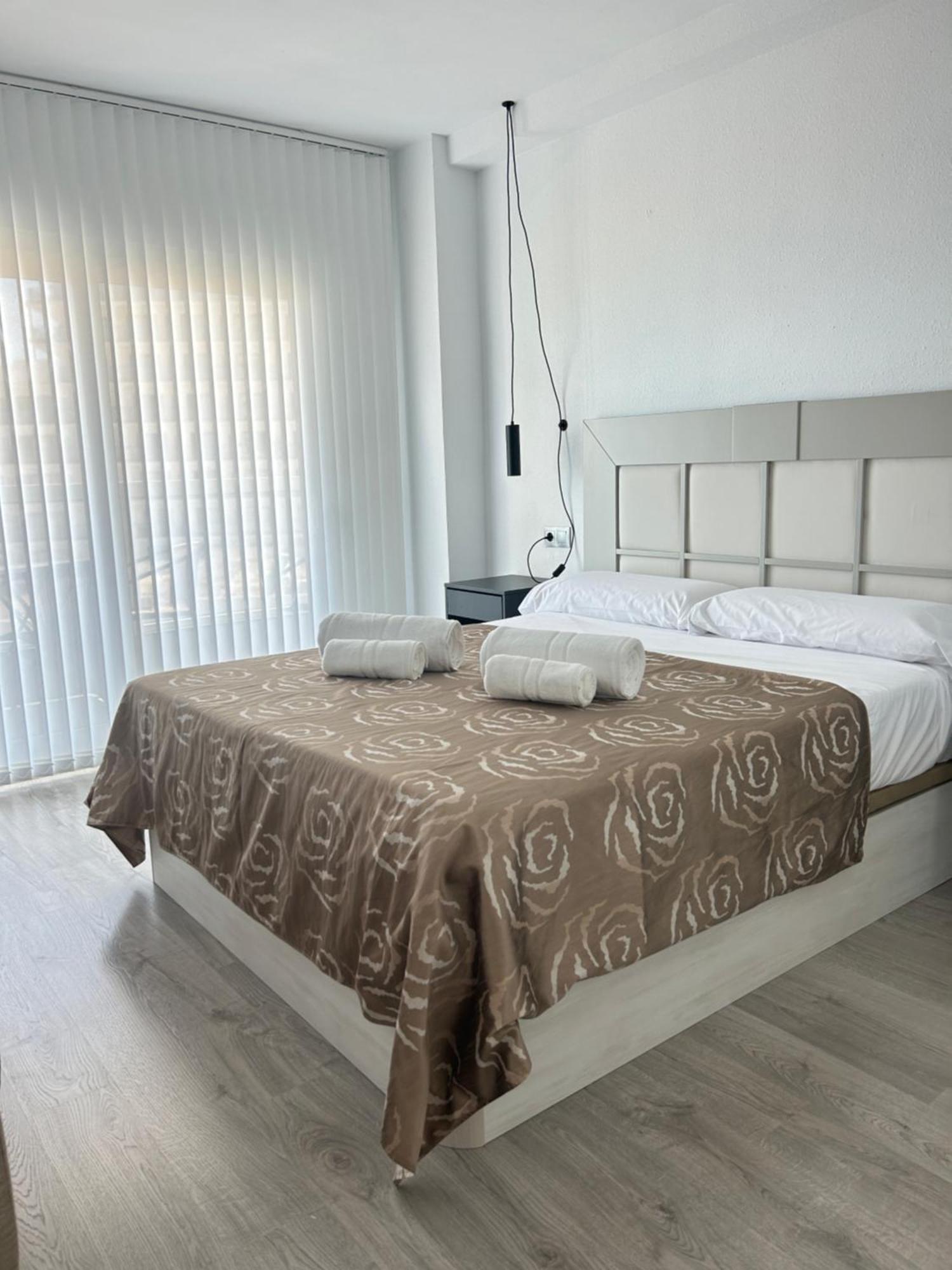 Diana Apartment - Terrace And Pool - 80M From The Beach Benalmádena Exteriör bild